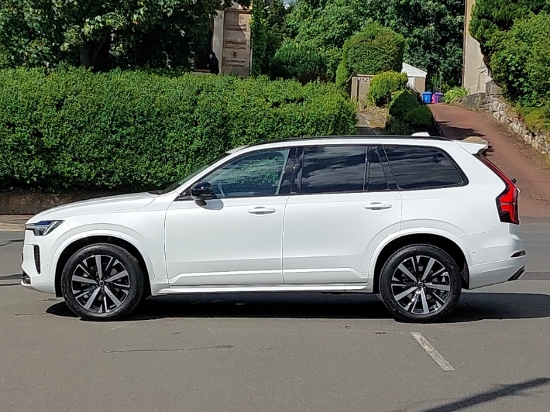 Volvo XC90 2.0 B5p Plus Dark Awd Geartronic White #4
