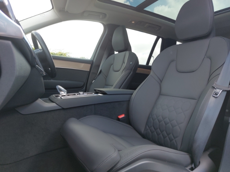 Volvo XC90 2.0 B5p Plus Dark Awd Geartronic White #5