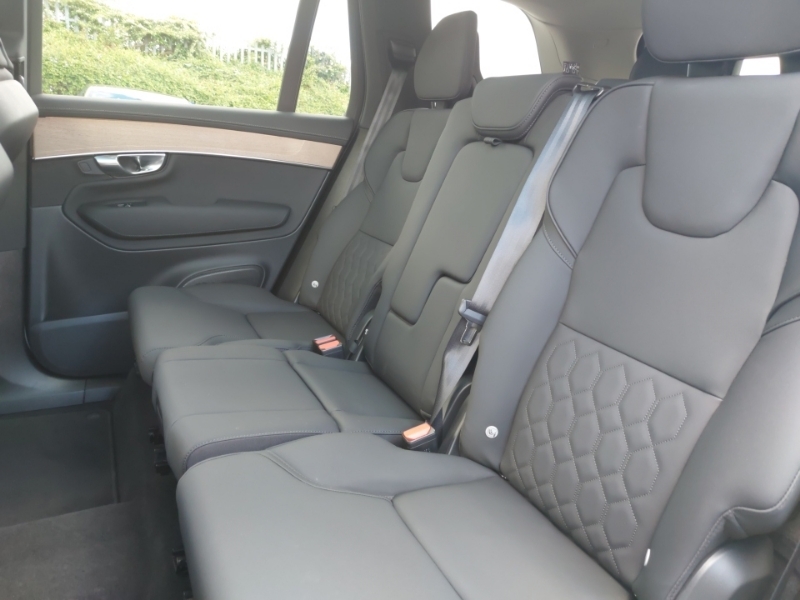 Volvo XC90 2.0 B5p Plus Dark Awd Geartronic White #6