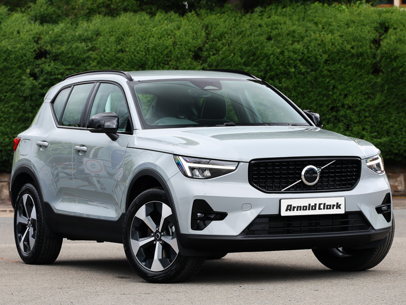 Volvo XC40 2.0 B3p Plus Dark Grey
