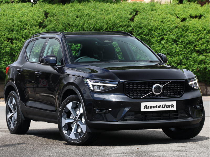 Volvo XC40 2.0 B3p Plus Dark Black