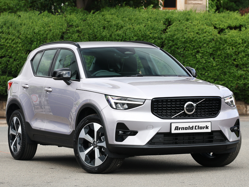 Volvo XC40 2.0 B3p Plus Dark Silver