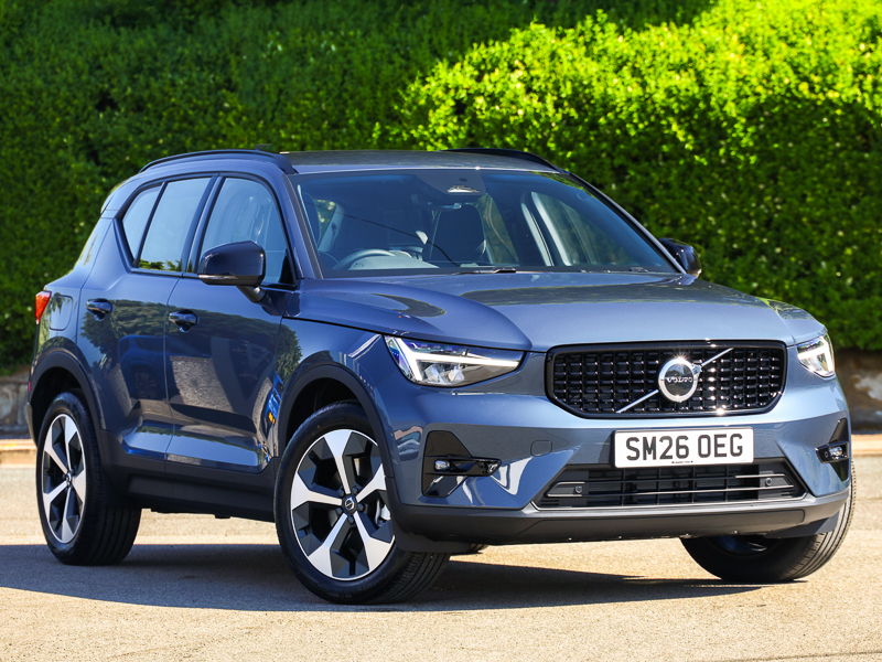 Volvo XC40 2.0 B3p Plus Dark Blue