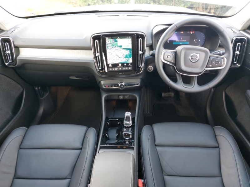 Volvo XC40 2.0 B4p Ultra Dark Silver #3