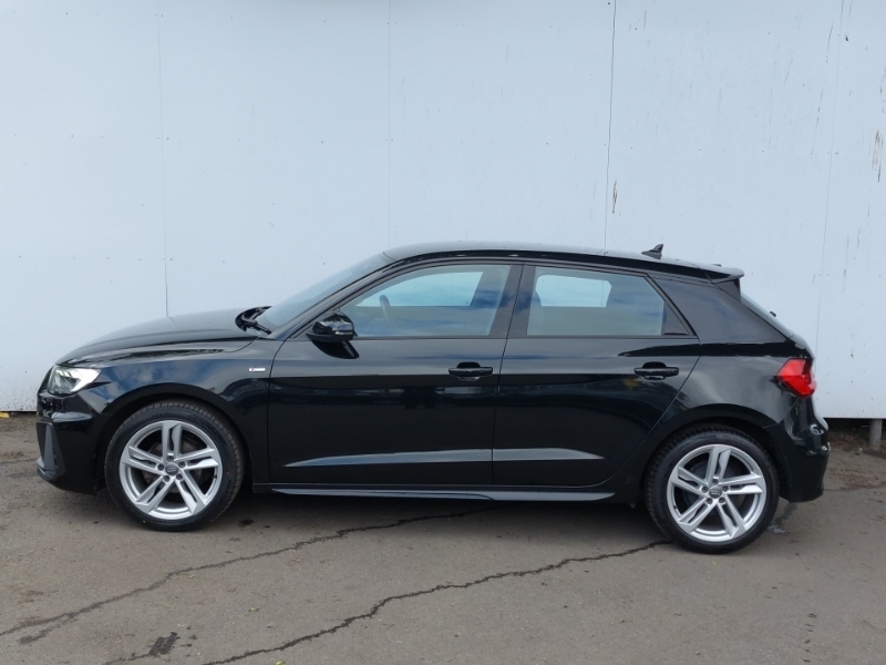Audi A1 25 Tfsi S Line Black #4