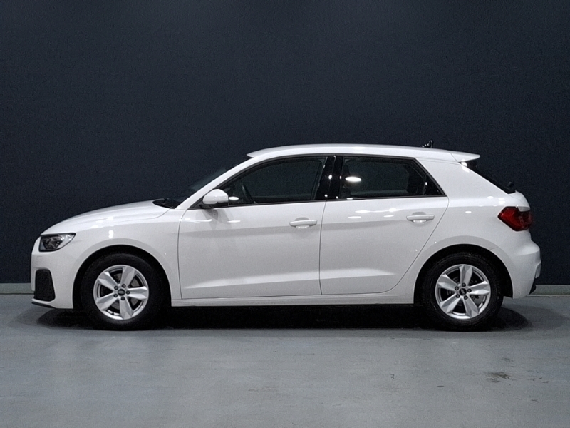 Audi A1 30 Tfsi 110 Technik White #4