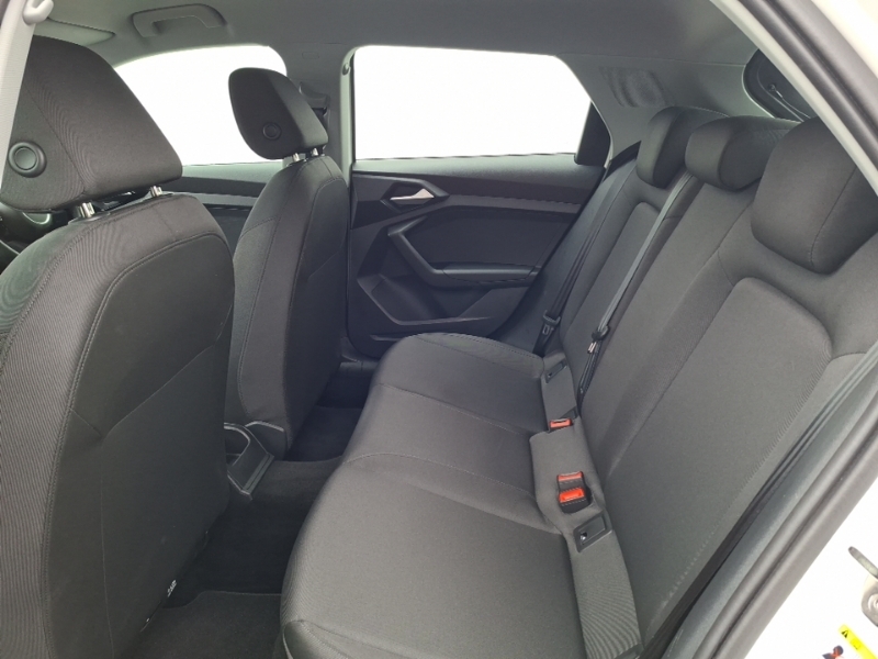 Audi A1 25 Tfsi Technik NJ23GXT White #6