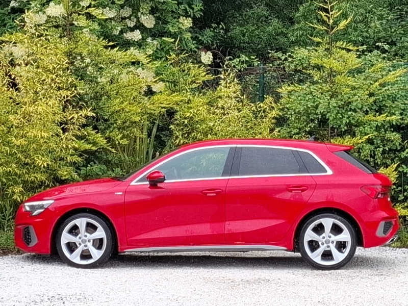 Audi A3 35 Tfsi S Line Red #4