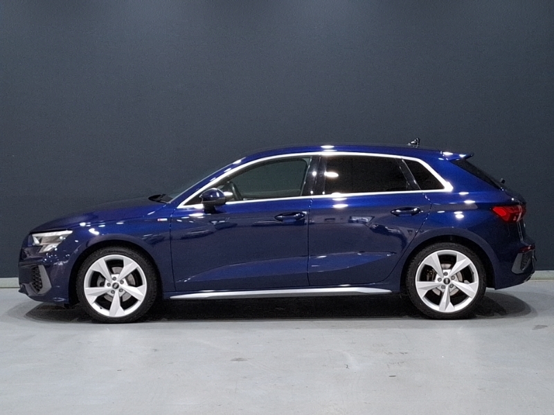 Audi A3 35 Tfsi S Line S Tronic GD73LKV Blue #4