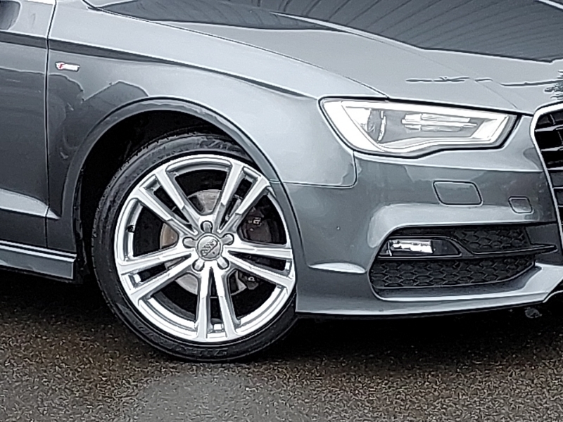 Audi A3 Se Tfsi Black #20