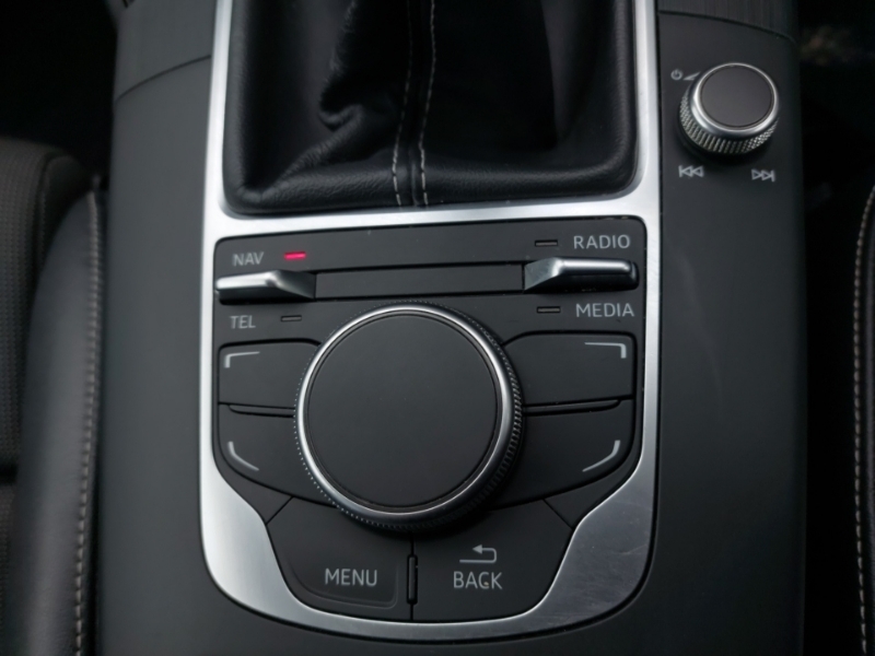 Audi A3 Se Tfsi Black #10