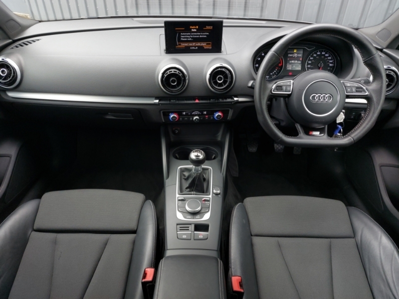 Audi A3 1.4 Tfsi 150 S Line Grey #3