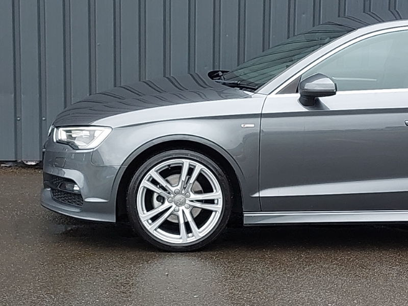 Audi A3 Se Tfsi Black #19