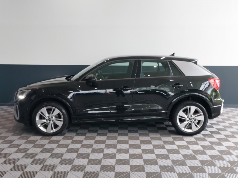 Audi Q2 35 Tfsi S Line S Tronic Black #4