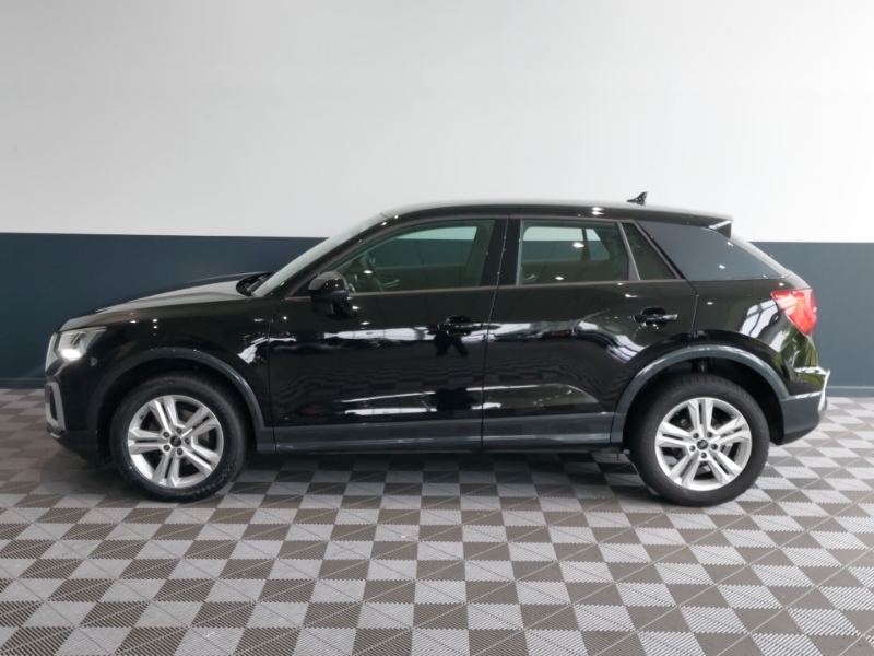 Audi Q2 35 Tfsi Sport S Tronic Black #4