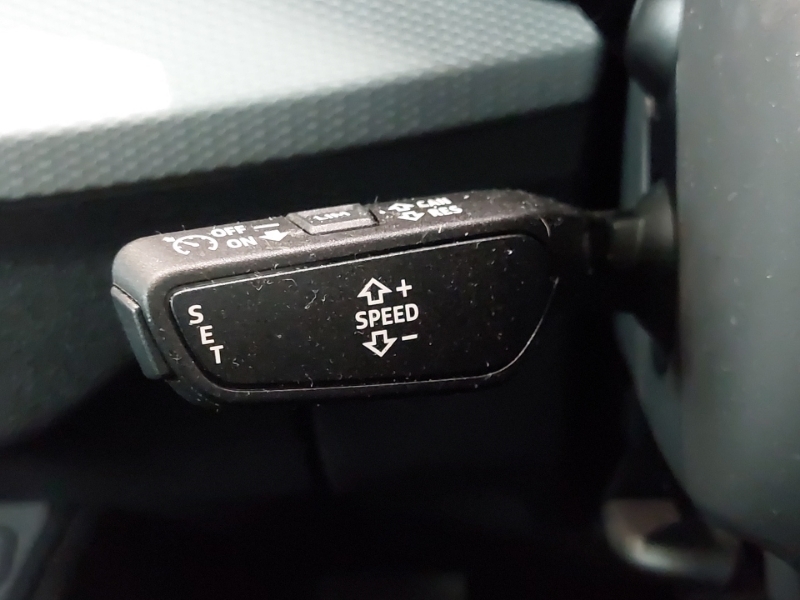 Audi Q2 S Line Black #15