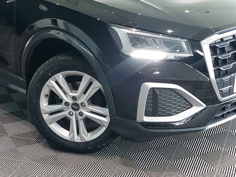 Audi Q2 S Line Black #20