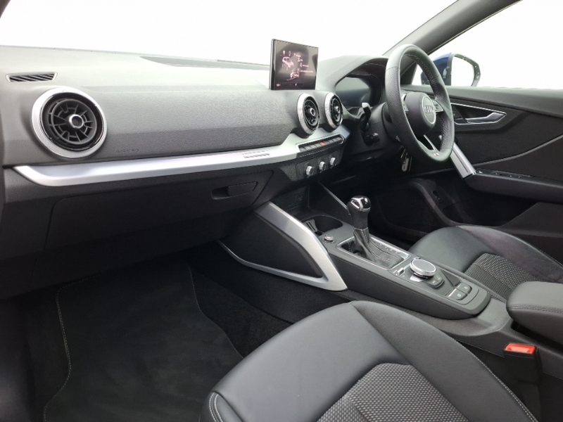 Audi Q2 35 Tfsi S Line S Tronic Blue #5