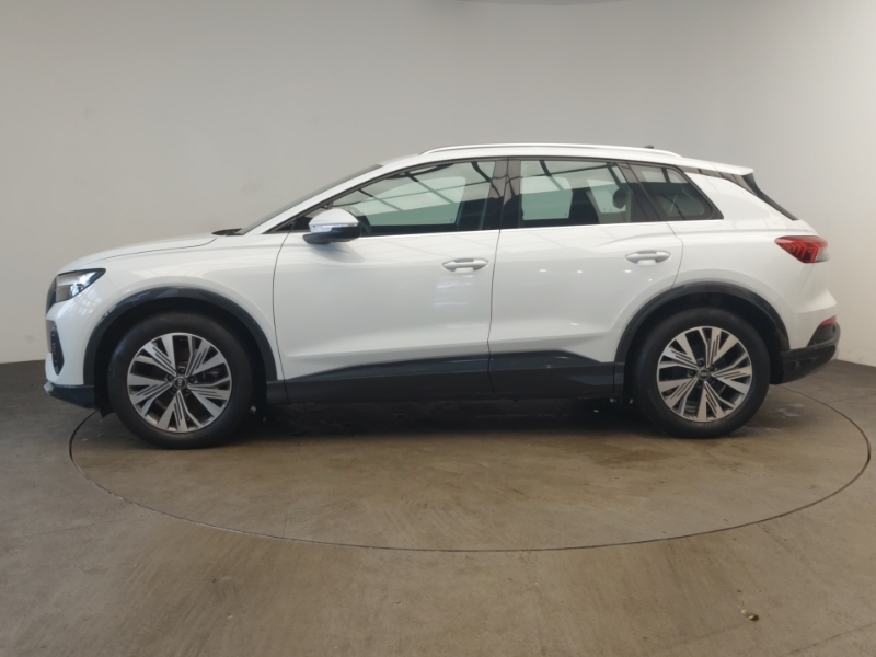 Audi Q4 E Tron 125Kw 35 55Kwh Sport White #4