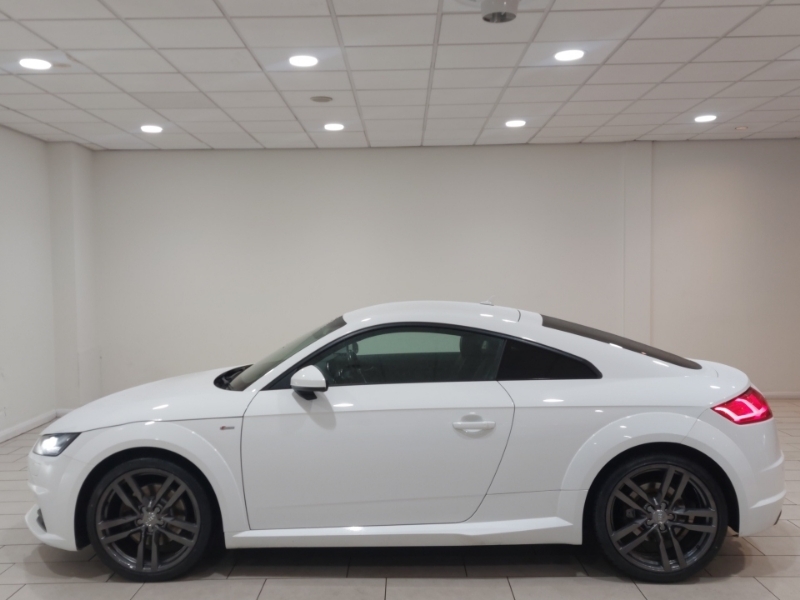 Audi TT 2.0T Fsi Quattro S Line S Tronic White #4