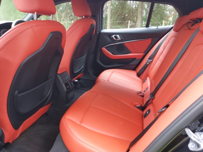 BMW 1 Series 118I 136 M Sport Live Cockpit Professional Black #6