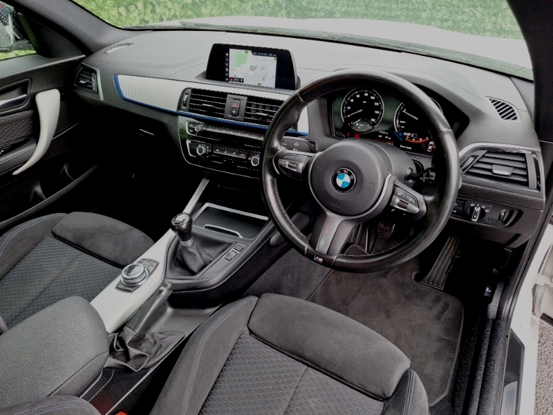 BMW 2 Series 220D M Sport Nav White #6