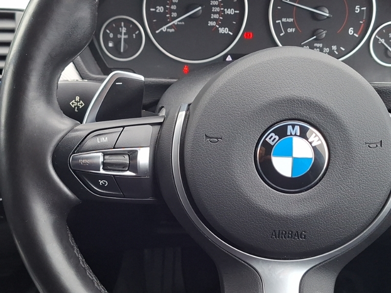 BMW 3 Series 320D Efficientdynamics Sport White #12