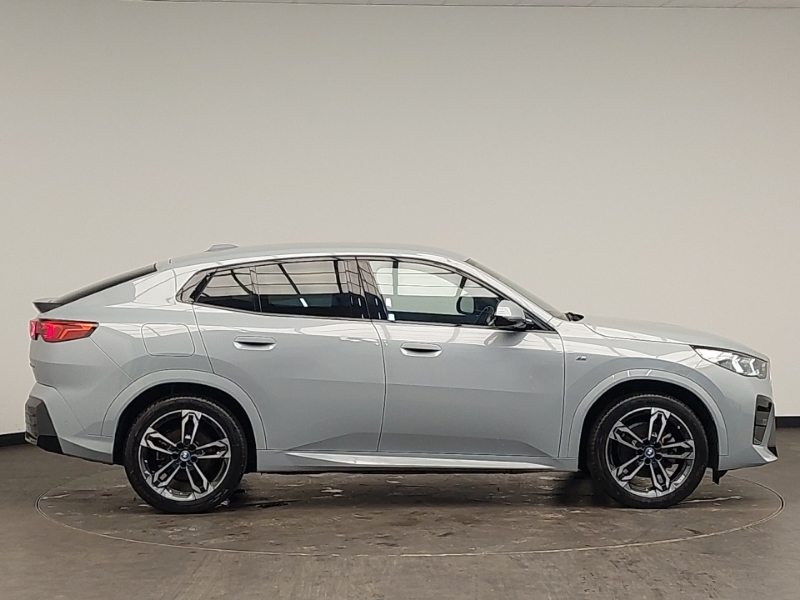 BMW iX2 150Kw Edrive20 M Sport 65Kwh Grey #3