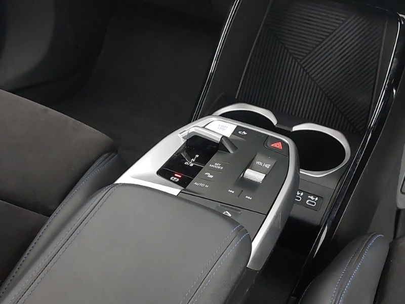 BMW iX2 Ix2 Edrive20 M Sport Black #10