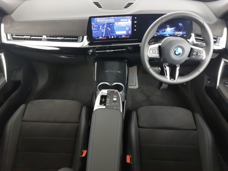 BMW iX2 150Kw Edrive20 M Sport 65Kwh Black #4