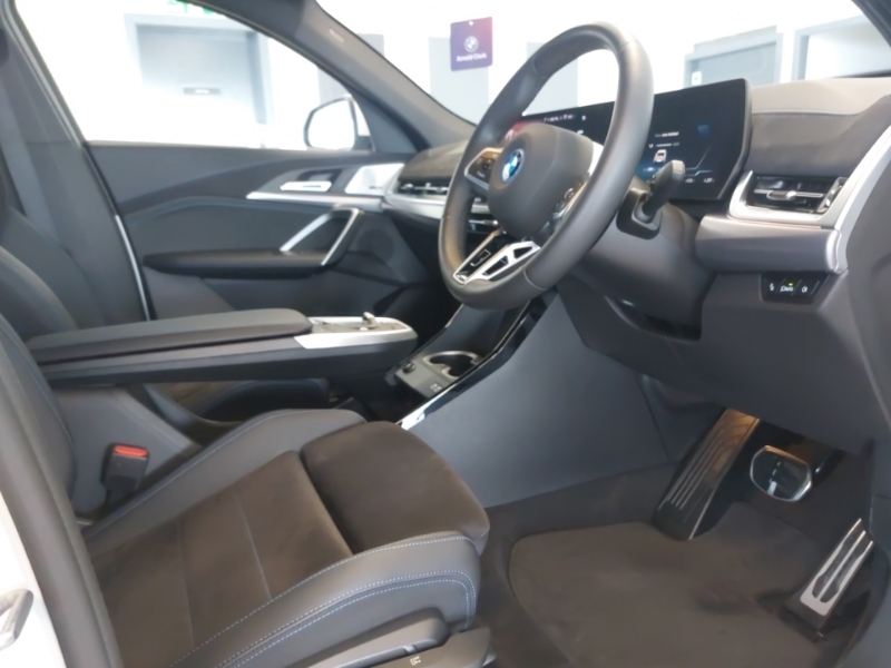 BMW iX2 150Kw Edrive20 M Sport 65Kwh White #6