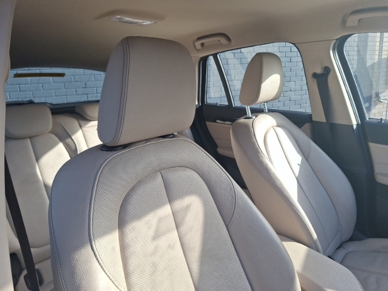 BMW X1 Se Silver #13
