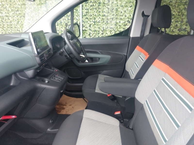 Citroen e-Berlingo 100Kw Flair Xtr M 50Kwh Beige #5