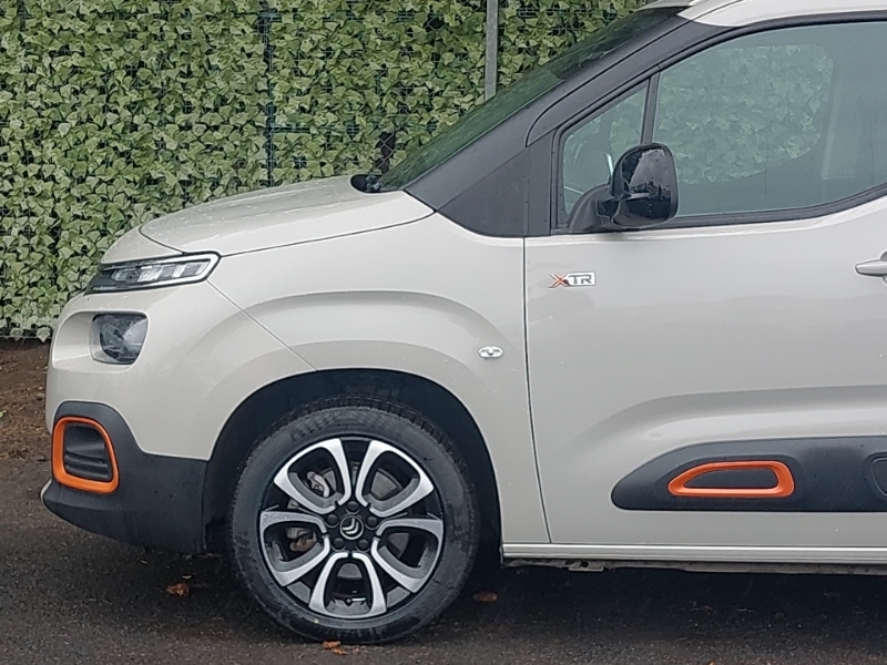 Citroen e-Berlingo E-berlingo Flair Xtr Beige #19