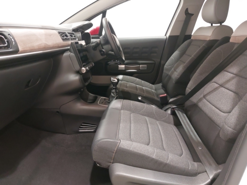 Citroen C3 1.2 Puretech 110 Shine Plus FG72JOA White #5