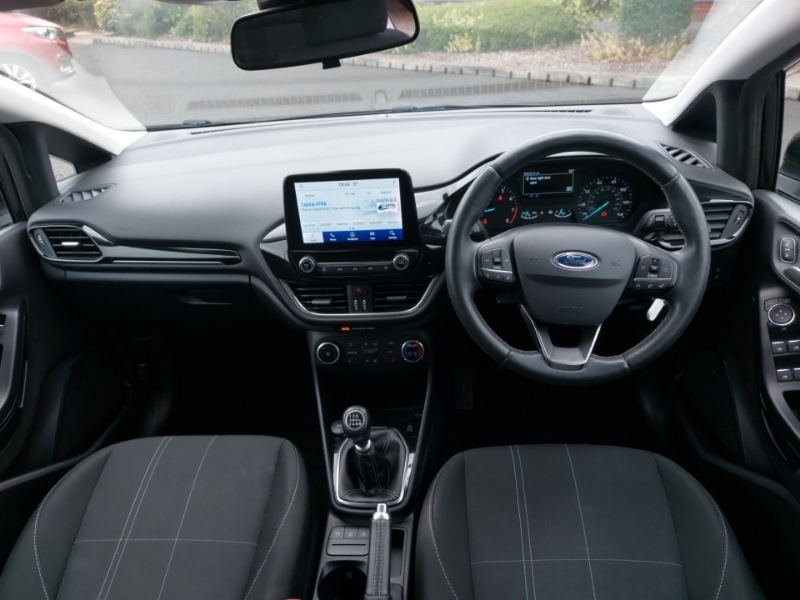 Ford Fiesta 1.0 Ecoboost 95 Trend WN70VLU Black #3