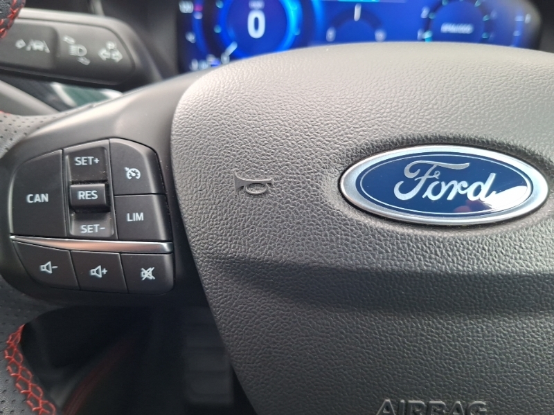 Ford Focus 1.5 Ecoblue St-line Red #12