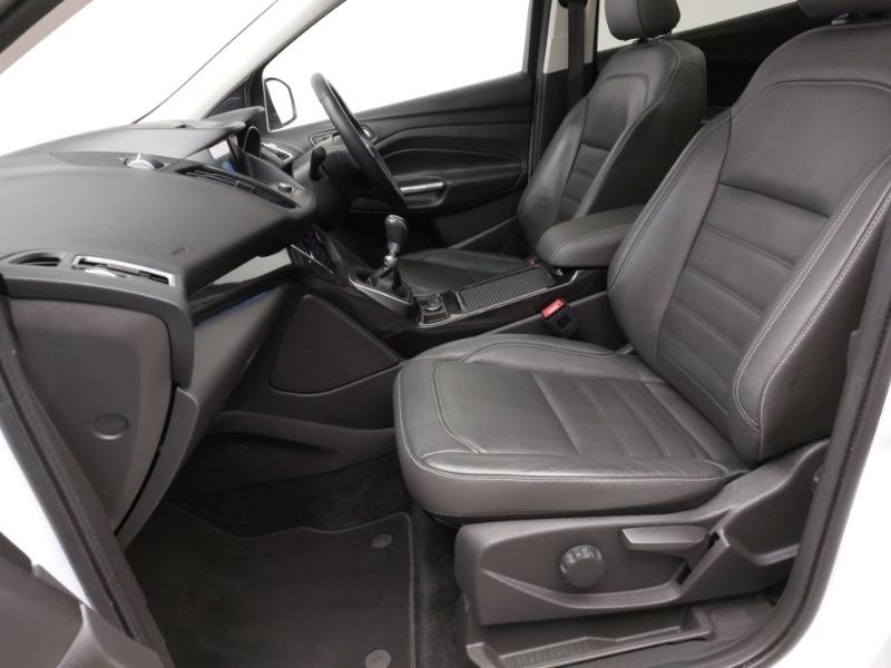 Ford Kuga 1.5 Tdci Titanium X Edition 2Wd ORZ8966 White #5