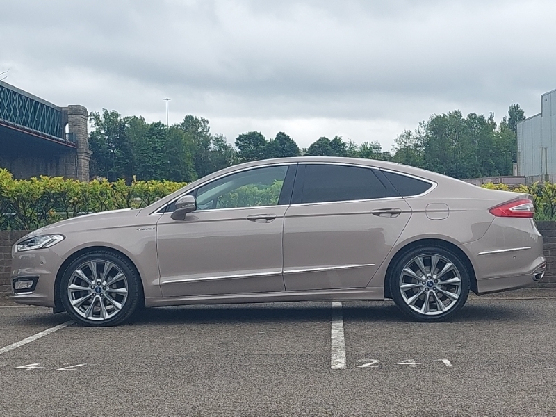 Ford Mondeo 2.0 Tdci 210 Powershift Beige #4