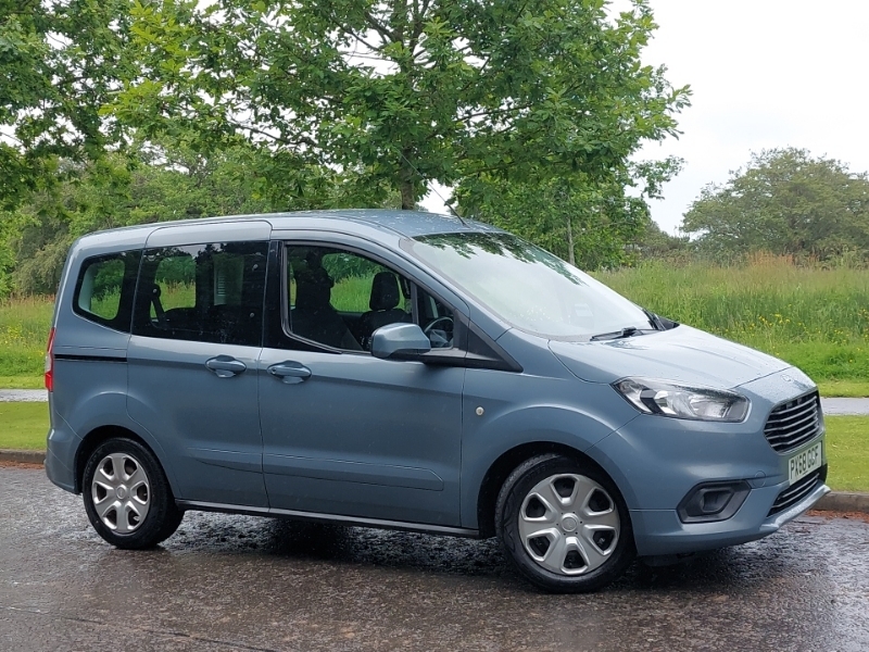 Ford Tourneo Courier Zetec Blue #7