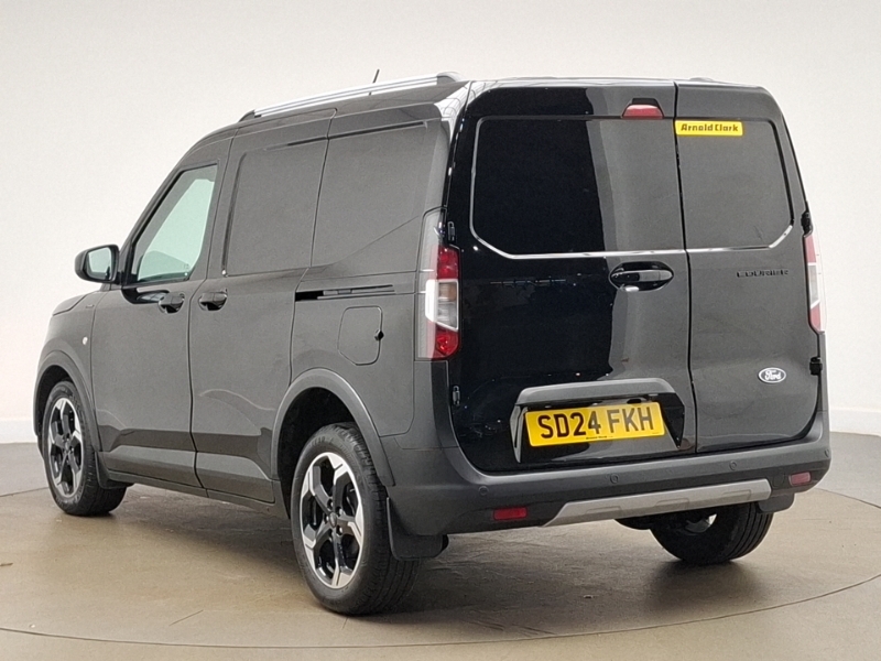 Ford Transit Courier 1.5 Ecoblue Active Van Black #2