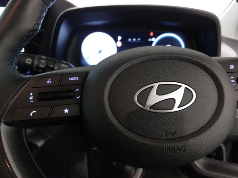 Hyundai Bayon Hatchback White #12