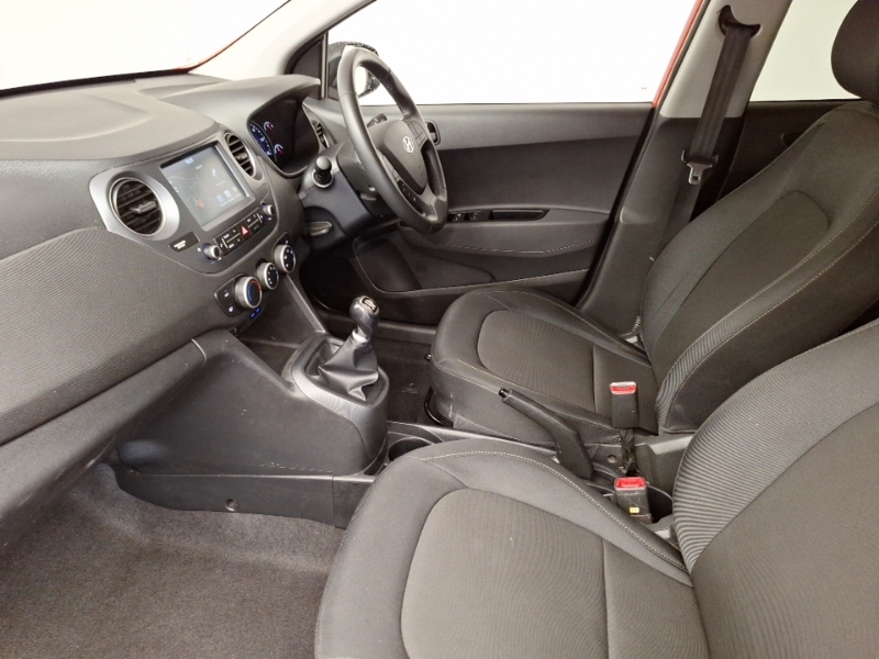 Hyundai I10 1.0 Play Red #5