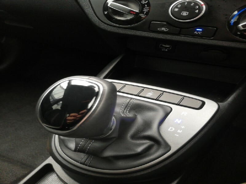 Hyundai I10 Hatchback Grey #15