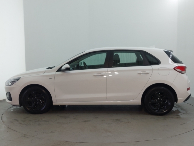 Hyundai I30 1.0T Gdi Se Connect Dct White #4