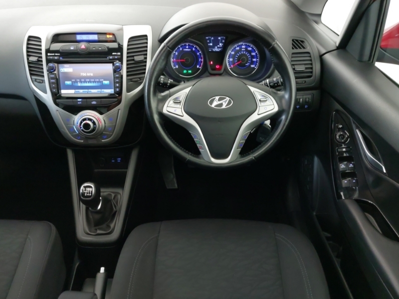 Hyundai Ix20 Hatchback Blue #8