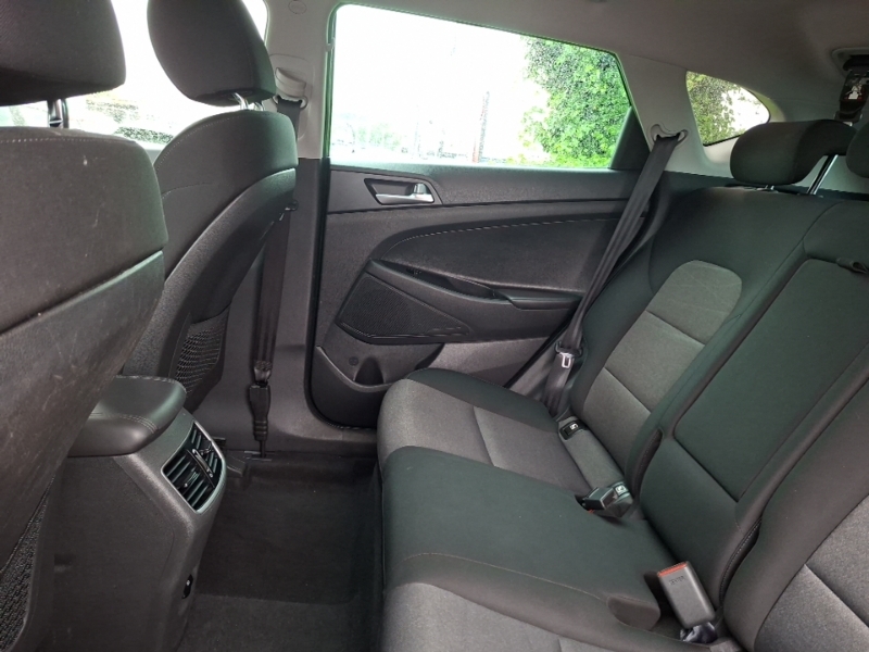 Hyundai Tucson 1.6 Gdi Se Nav 2Wd Black #6