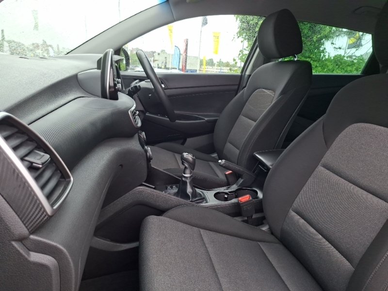 Hyundai Tucson 1.6 Gdi Se Nav 2Wd Black #5