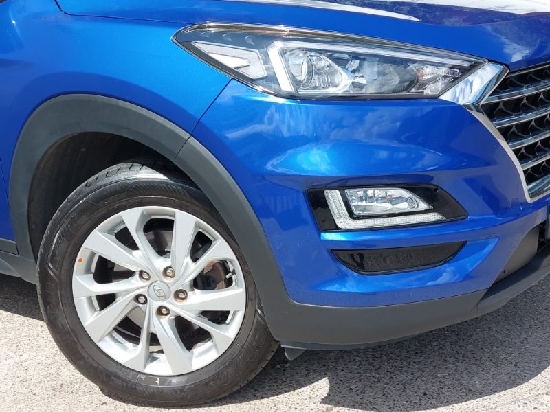 Hyundai Tucson Black #20
