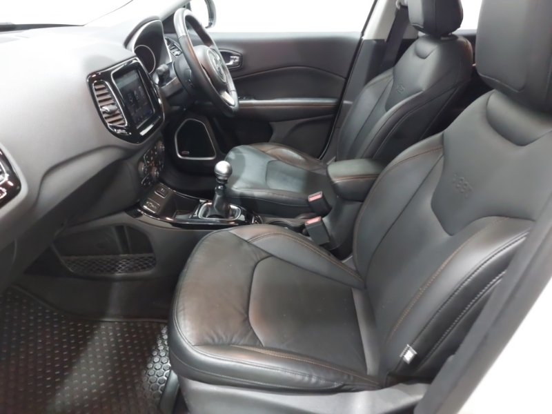 Jeep Compass 1.6 Multijet 120 Limited 2Wd White #5